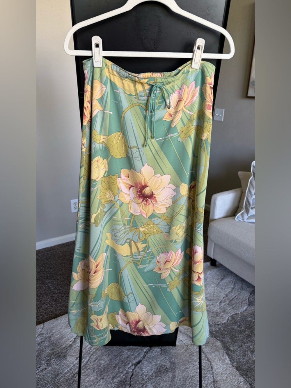 Tommy Bahama Green Floral Midi Skirt